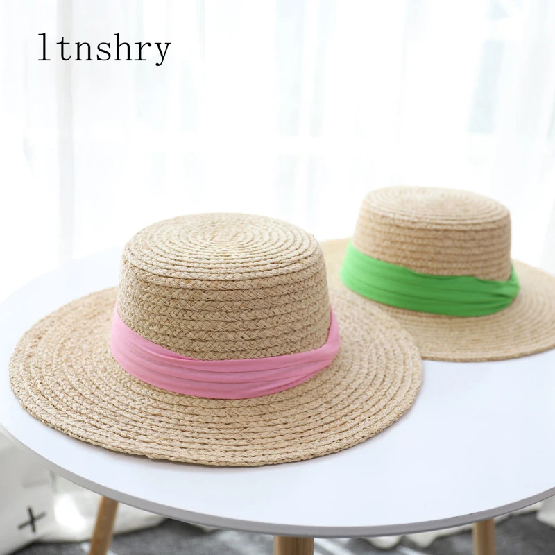 

2019 Summer high quality women hat Raffia hat ribbon sun hat Visor Beach holiday cap Lady holiday hat outdoor Wide side Panama