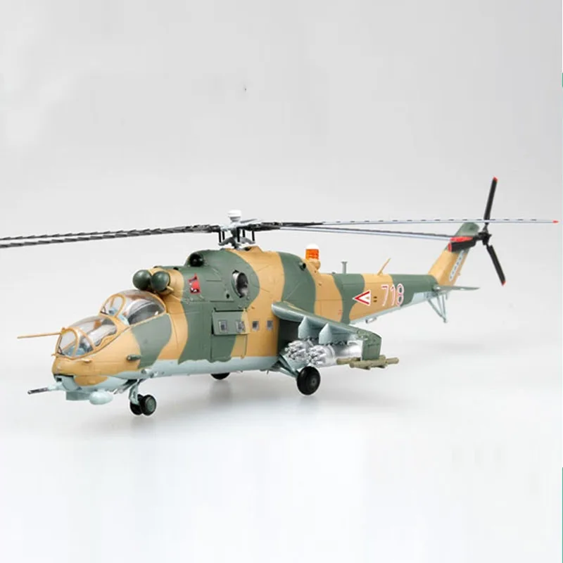 1: 72 венгерские ВВС Mi-24 нет 718 задние бронированные вертолет пластиковое покрытие модель Платина Коллекционная собранная модель