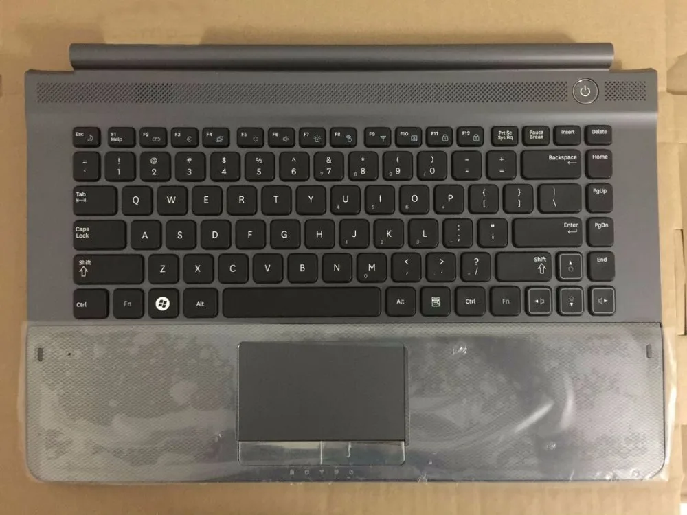 Клавиатура для ноутбука с подставкой/тачпадом Samsung RC410 верхний корпус