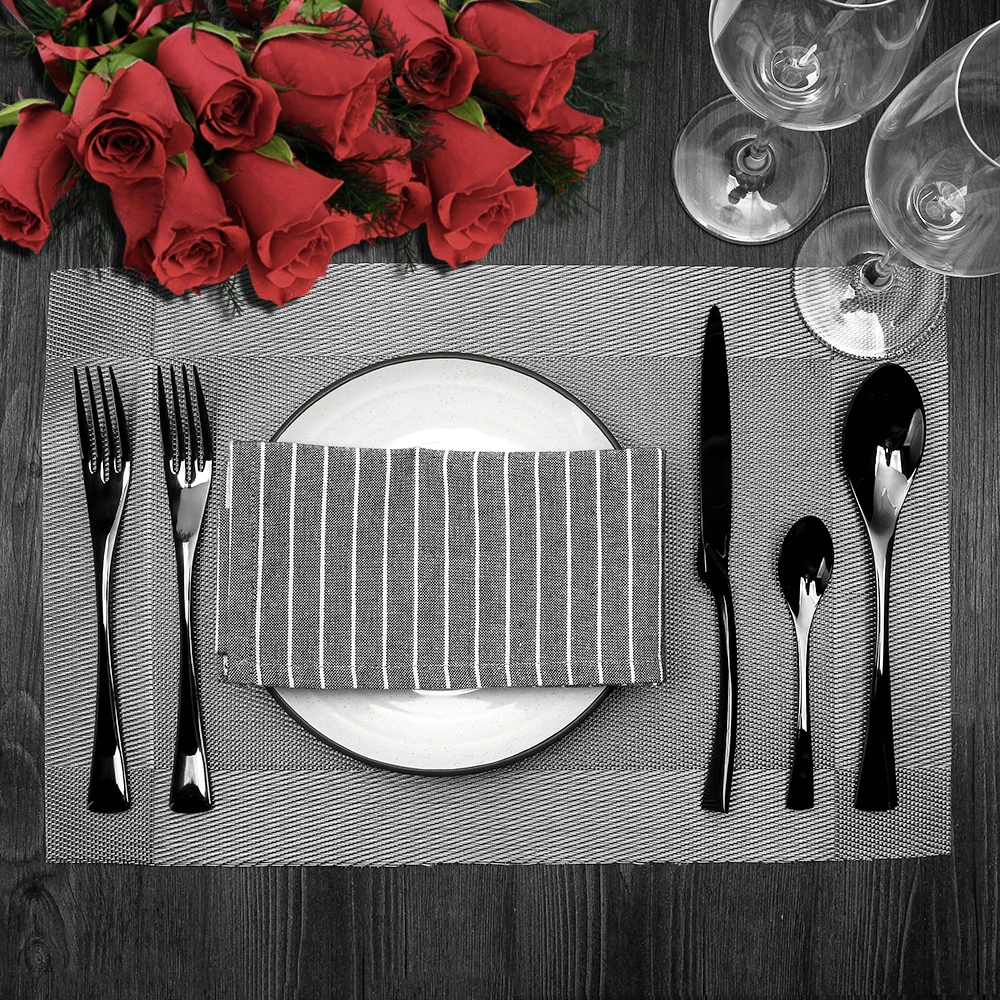 Столовые приборы на столе. Столовые приборы для сервировки стола. Сервировка стола. Сервировка столовых. Сервировка стола приборы.