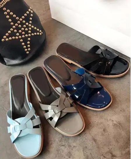 

2018 Flat Sandals Cut Out Style Dress Shoe Summer Hot Patent Leather Women Fashion Slide Sandals Open Toe Ladies Slip On Slipper
