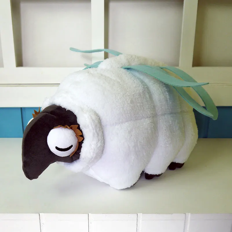 

The Ancient Magus Bride cosplay doll anime Mahoutsukai no Yome Chise Hatori pet insect plush toy 40cm stuff pillow