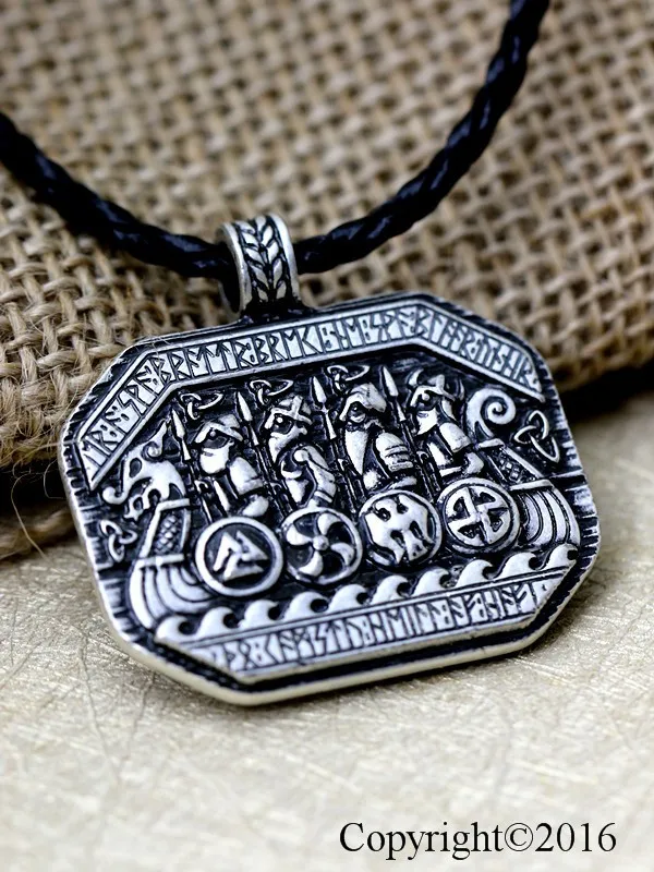 

1pcs Norse Vikings Legendary The Viking Ship and Solider Battlebattlefield Amulet Pendant Necklace Viking Nordic Talisman