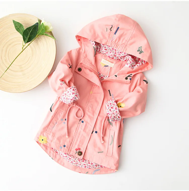 Г. Осенний Тренч для девочек; пальто для малышей в европейском стиле; Верхняя одежда с цветочным рисунком для девочек; хлопковая ветровка с капюшоном для маленьких девочек; цвет синий, розовый