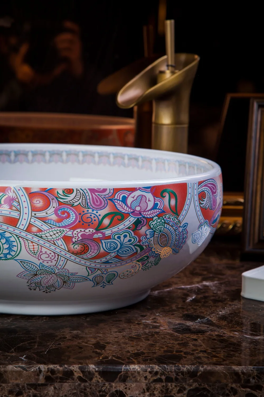 China Artistic Handmade porcelain Round bathroom counter top ceramic Bathroom basin sink chinese wash basin bathroom sinks (3)