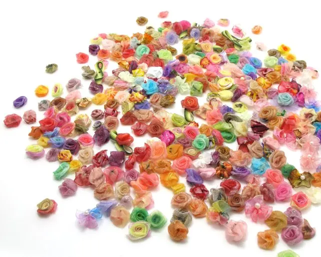

Random Mix of Flowers|Mini Rose Buds|Handmade Flower Buds|Flower Applique|Fabric Flower|Baby Doll|Craft Bow|Accessories Making