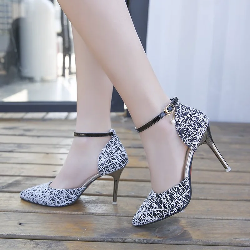 

Korean Edition Fashion Top 2009 Summer New Sequins Fine-heeled Pack and Cleaheels Sandals