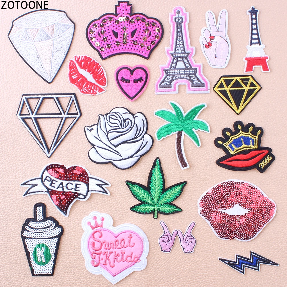 

ZOTOONE Diamond Maple Leaf Sequin Patch for Clothing Embroidery Patches Applications for Jacket Clothes Badges Stickers Applique