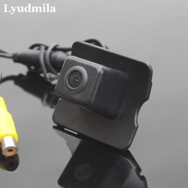 

For Mercedes Benz ML M MB W164 ML350 ML330 ML63 ML450 ML500 Car Rear View Camera / Back Up Parking Camera / HD CCD RCA NTST PAL