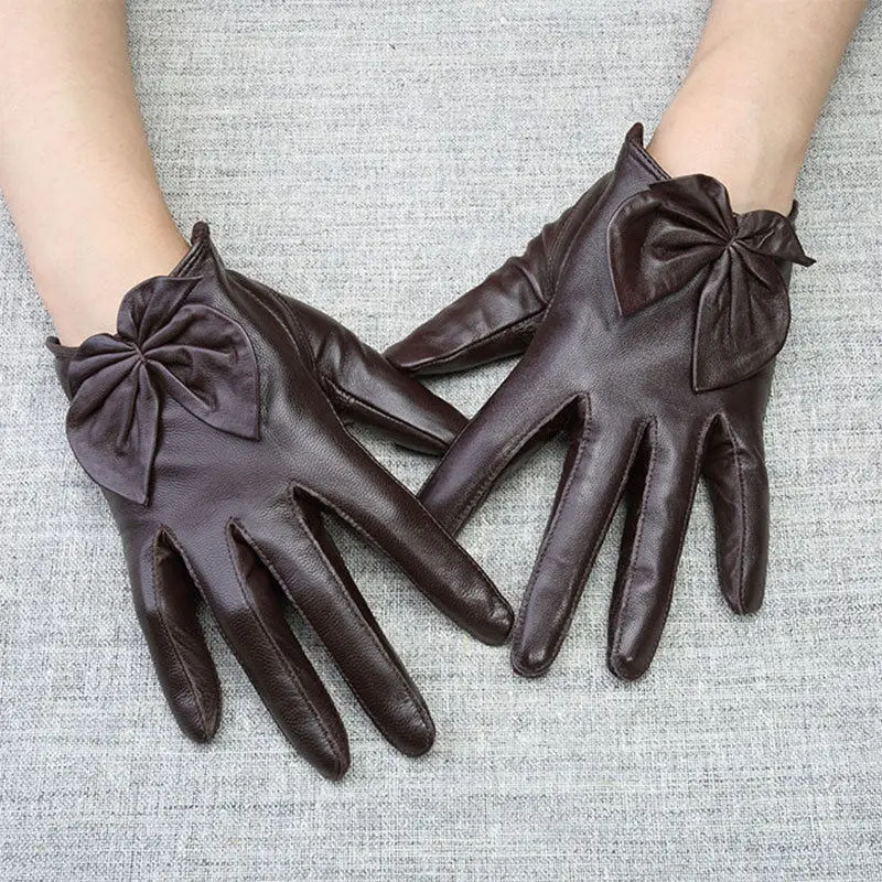 Brown Leather Gloves Female Autumn Winter Real Leather Gloves Sheepskin Short Style Fashion Butterfly Knot Woman's Driving Gloves WL08 - Color: Brown