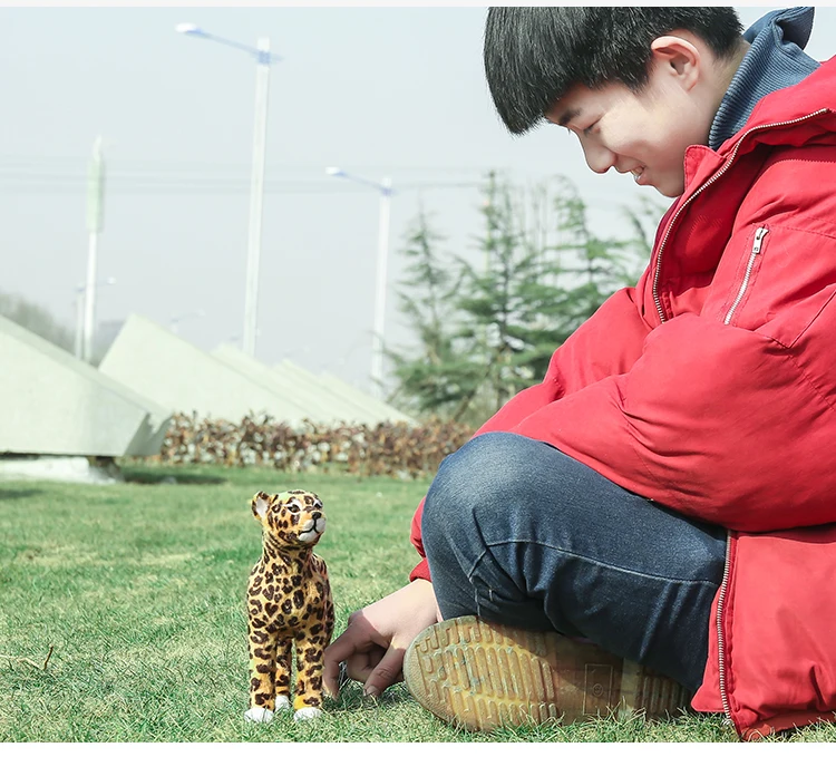 simulation leopard toy plastic&fur simulation leopard model gift 22x6x22cm