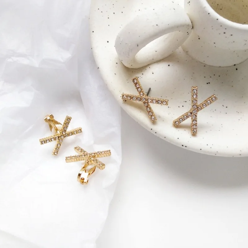 

Korean Personality Creative X Shape Clip Earrings Women Girl Fashion Temperament Rhinestones Ear Stud Accessories Jewelry
