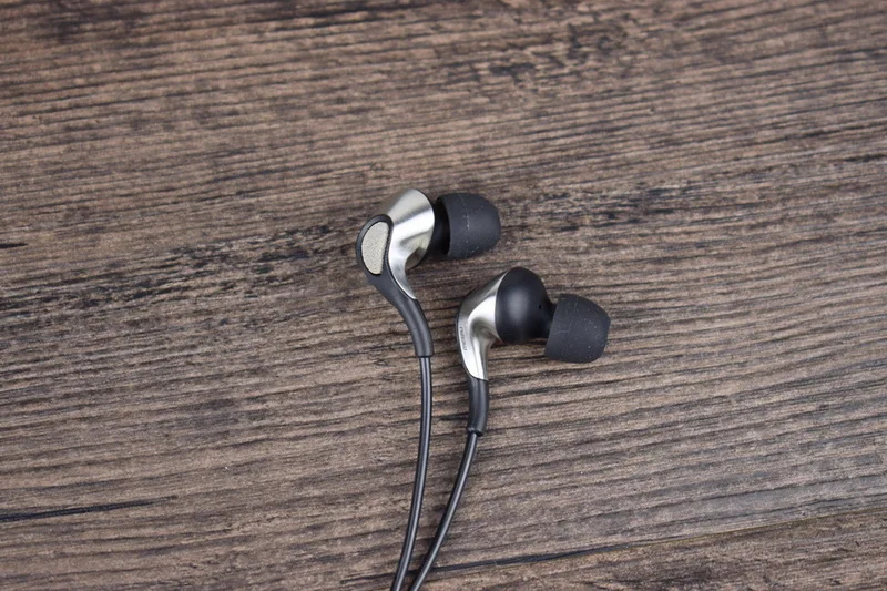 meizu-flow-hyprid-earphonds-for-android-iphone (4)