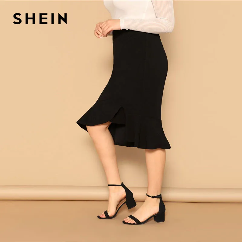 SHEIN размера плюс Асимметричная гофрированная черная облегающая Офисная Женская юбка элегантная однотонная до колен Повседневная юбка-карандаш для выходных