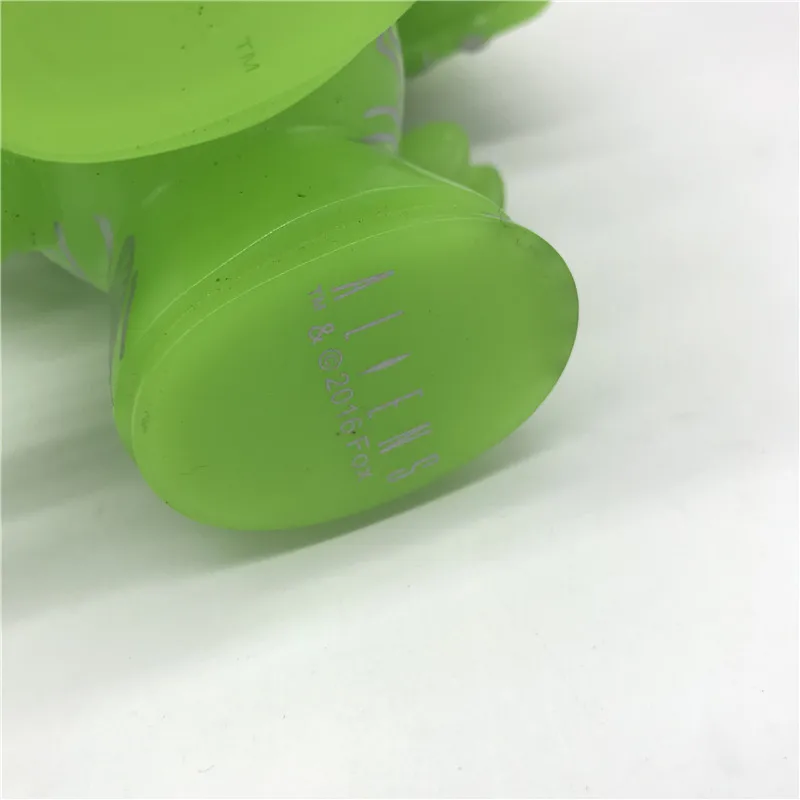 Exclusive Original Loot Crate Alien Titan Vinyl Figure Zeno Morph Variant GITD NO BOX Exclusive Original Loot Crate Alien Titan Vinyl Figure Zeno Morph Variant GITD NO BOX