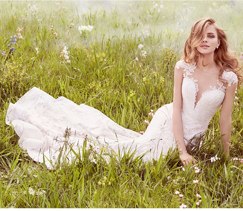 

Smileven Mermaid Lace Wedding Dress Cap Sleeve Illusion Neck Lace Applique Bride Dress 2019 Elegant Vintage Backless Bridal Gown