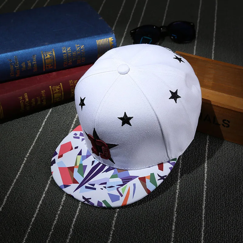 Модная Звезда D вышивка кепки в стиле хип-хоп для женщин мужчин и мальчиков шляпа Печать Искусство Snapback шапки женские хип хоп шляпы солнцезащитные, кепки BKX509 - Цвет: White