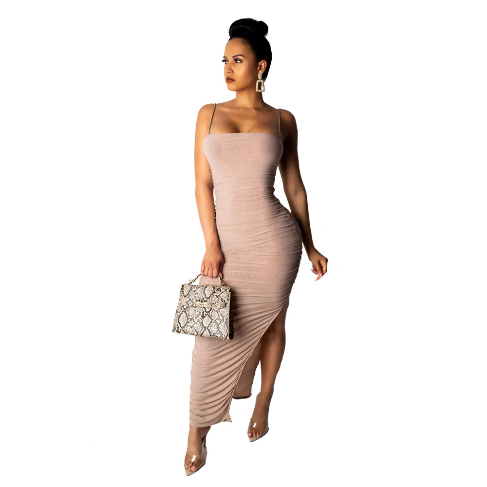 10719367825_1692930842