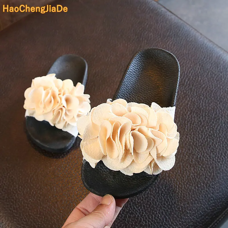 

2019 new style Kids Girls Summer Flip Flops Boys Beach Wear Cartoon Striped Slippers Princess Girls Floral Sandals Flats
