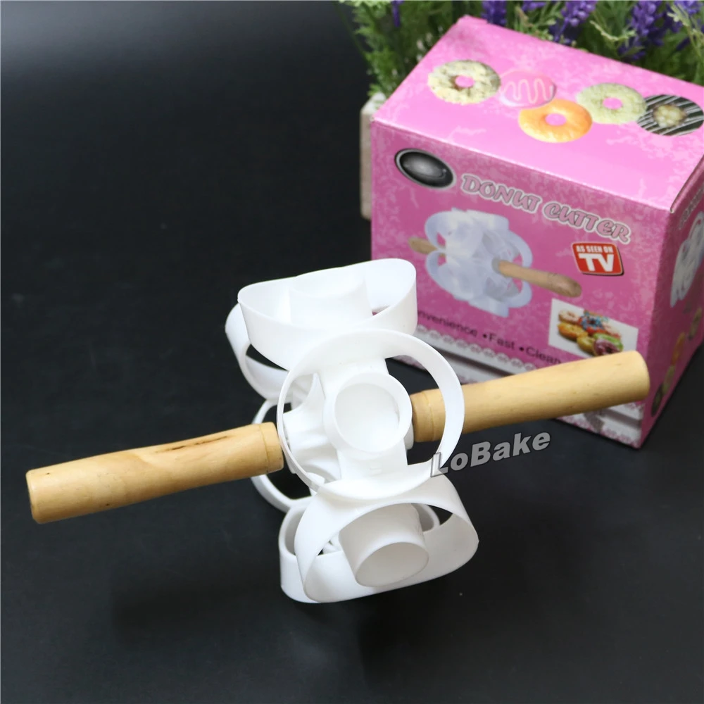 New arrivals portable plastic 6 circle rolling donut cutter doughnut