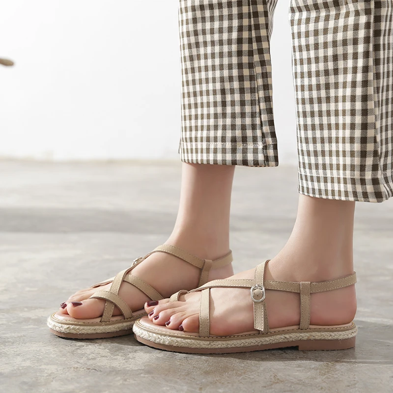 

D&Henlu 2018 Women Sandals Flat Casual Low Heels Sandals Women Shoes Summer Beach Sandals Gladiator Flat Women sandalias mujer