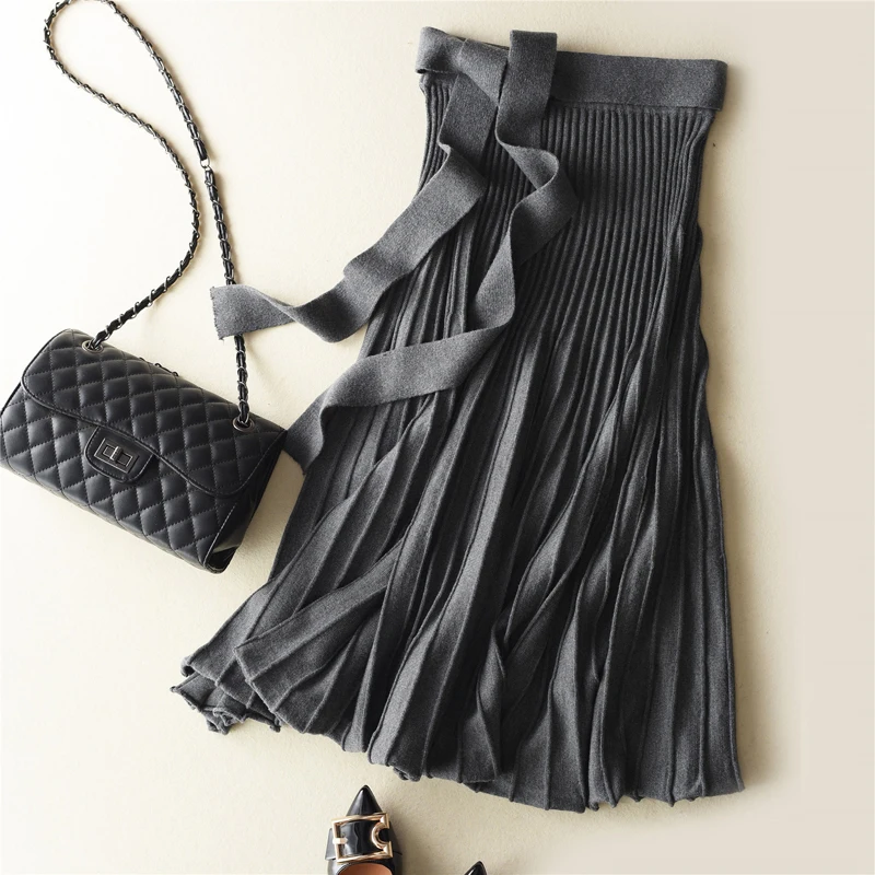 

Autumn and Winter New Women's High Waist Pleated Skirt Fashion A Word Skirt Knit Bottomed Skirt Free Shipping