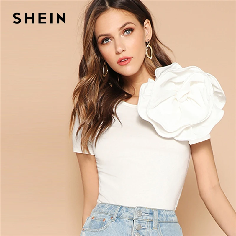Vente SHEIN blanc solide fleur embelli haut ajusté t shirt femmes été Slim Fit manches courtes fête glamour élégant t shirt hauts
