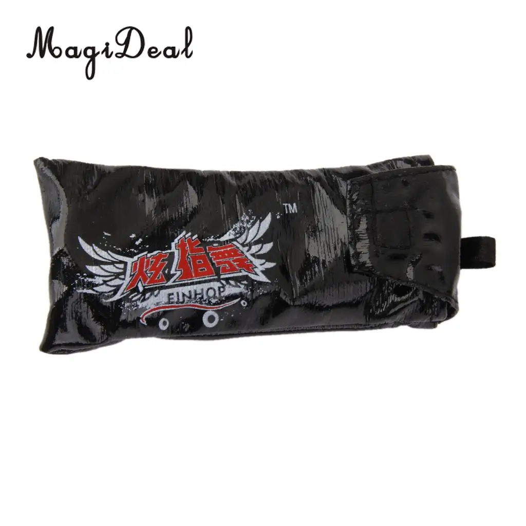 MagiDeal 1Pc Wooden Mini Fingerboard Skateboard Sport Games for Collection Office Desk Pub Classroom Decor Kids Novelty Gag Gift