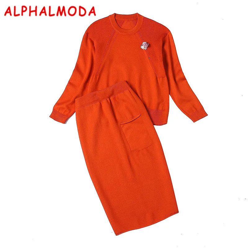 

[ALPHALMODA] Winter Women's Long-sleeved Sweater and Skirt 2pcs Suits Delicate Floral Brooch Pocket Step Skirt Elegant Sets