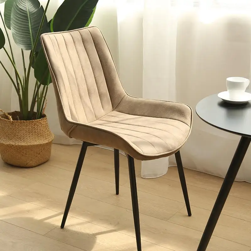 Горячие скандинавские стулья из массива дерева столовая современный минималистский Европейская домашняя мебель дизайн стул - Цвет: Style2