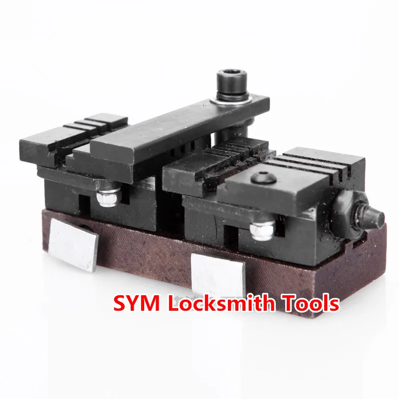 

Key Machines Clamp For DEFU 339C And 998C Key Cutting Machines Replacement Fixture With Button Pad Chuck[one set]