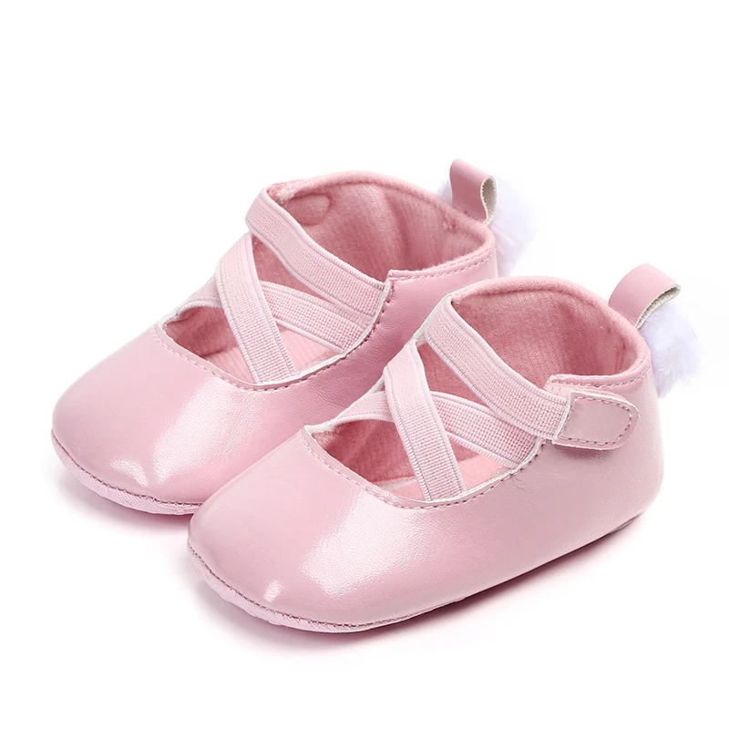 Обувь Mary Jane для маленьких девочек на мягкой подошве для младенцев; обувь принцессы; легкие туфли; мокасины из лакированной кожи с эластичной лентой на плоской подошве - Цвет: Розовый