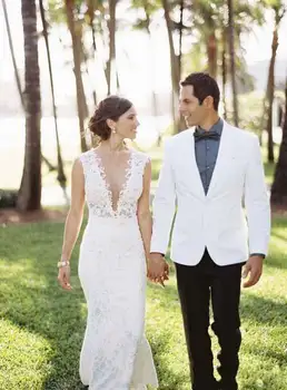 

Vestido de Noiva High Quality mermaid Wedding Dresses deep v-neck button Appliques Lace Bridal Dress wedding gown Robe De Mariee