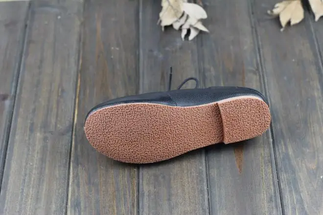 ladies flat shoes