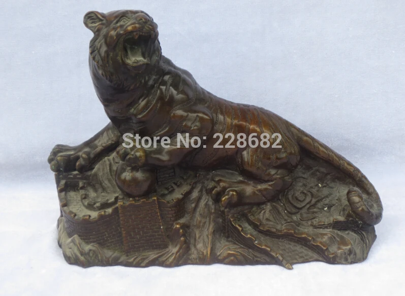 

Chinese Old Copper/bronze Carved Tiger On The Great Wall Big Sculpture/ Tiger Statue