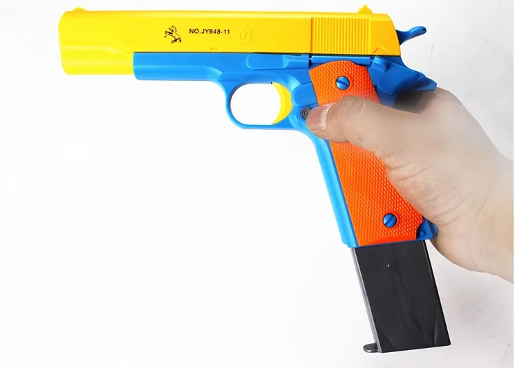 1pcs-Classic-m1911-Toys-Mauser-pistol-Children-s-toy-guns-Soft-Bullet-Gun-plastic-Revolver-Kids (3)