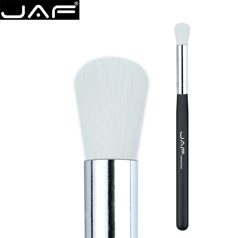 concealer buffer brush