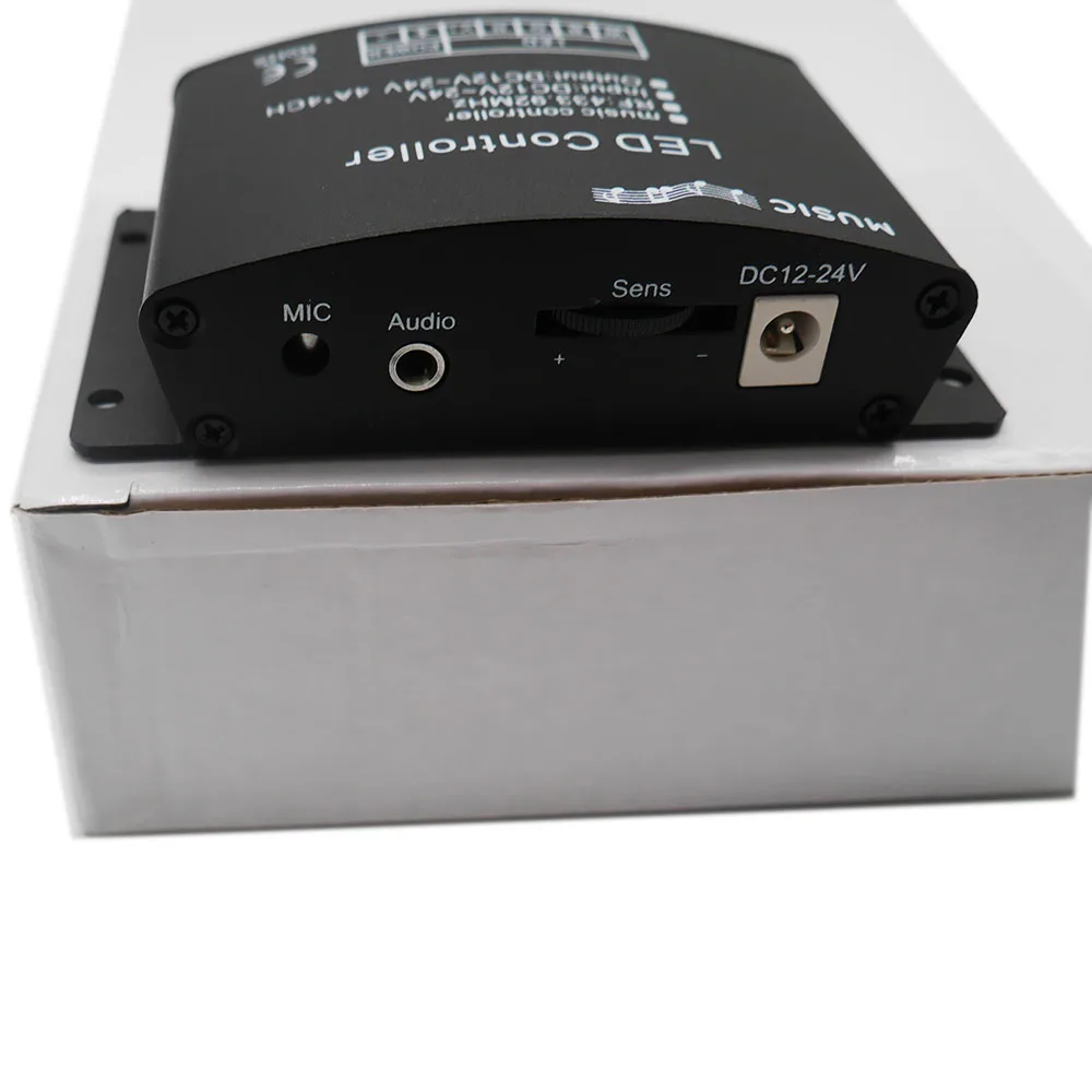 DC12V 24V Музыка Светодиодный контроллер 24 клавиши RGBW РФ удаленный звуковой датчик
