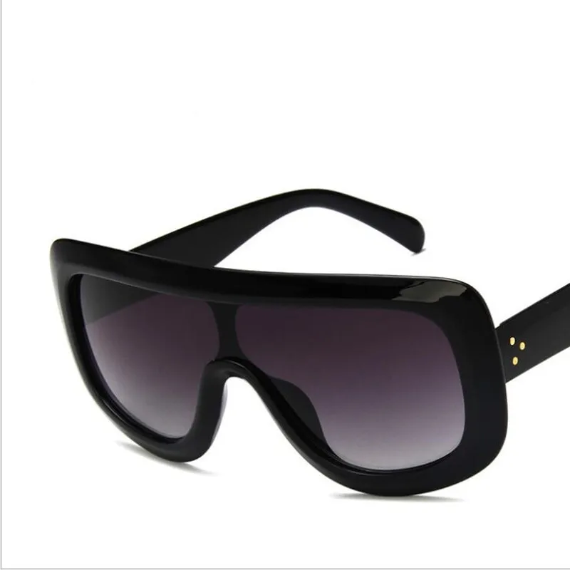 Fashion Luxury Sunglasses 2019 Brand Design Women Sunglasses Retro Large Frame Sexy Queen Sun Glasses Female Eyewear UV400