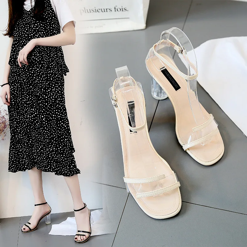 

2019 summer new sandals wild word with transparent jelly shoes crystal shoes with net red super fire sandals female fairy wind