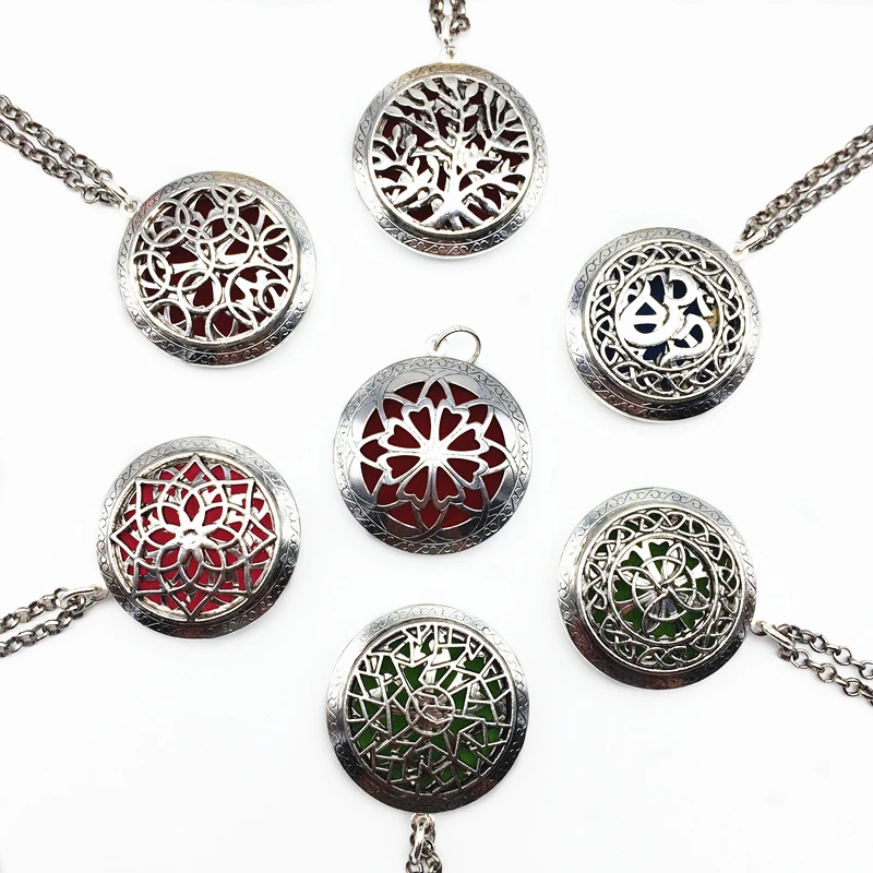 

7PCS Mix Style Tibetan Silver Oil Essential Perfume Aromatherapy Locket Pendant Necklace Aroma Diffuser Necklace With Pads Gifts