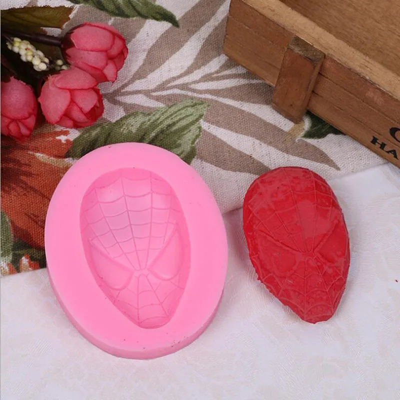 

3D Silicone Molds Superman Spiderman Batman Sugarcraft Fondant Chocolate Mold Face Silicone Cake Mold Cake Decorating Tools