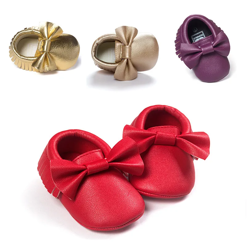 Обувь для маленьких девочек; красные, фиолетовые, золотые, с бахромой; нарядные Мокасины с бантом для новорожденных; мягкая обувь для первых ходунков; Moccs