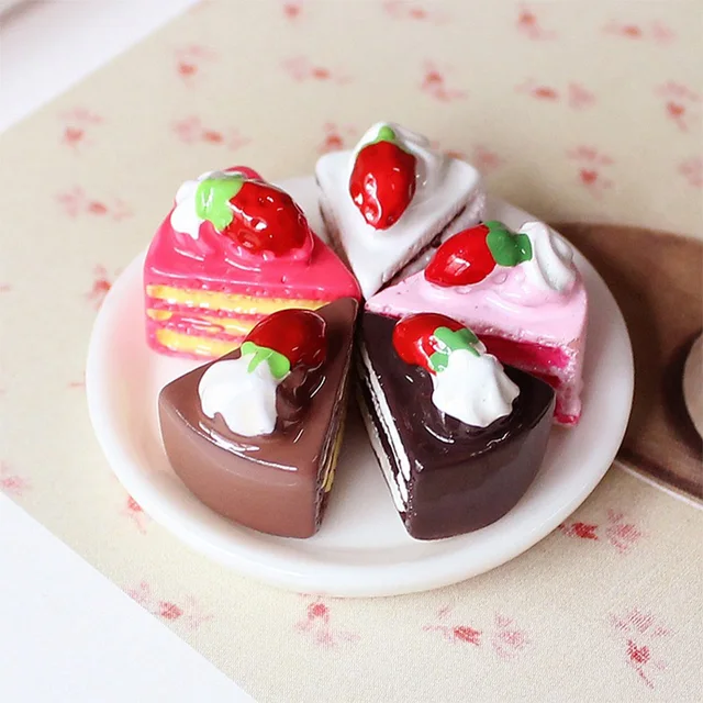 5pcs Strawberry Birthday Cake Miniature Figures Simulation Food Play House Toys Doll House DIY Accessories Children Kids toy 2