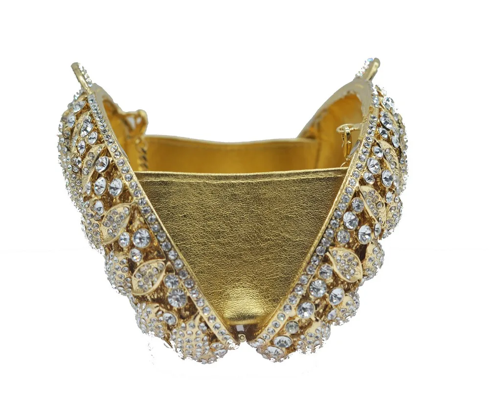 9393938133_2145319423