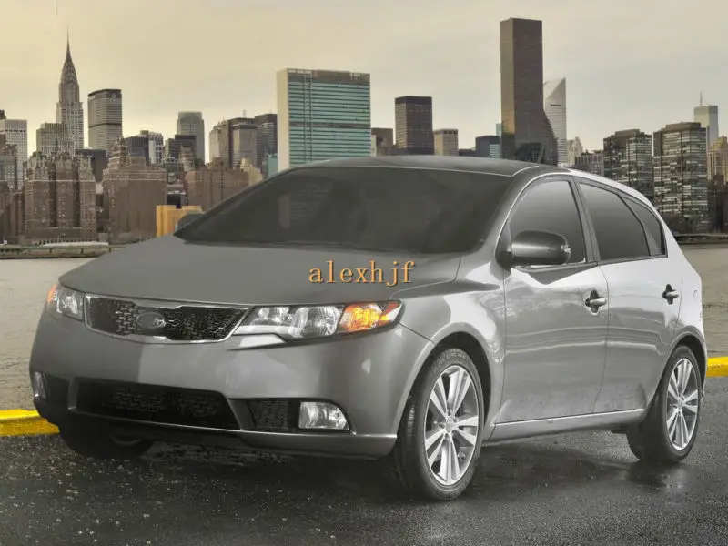 Kia-Forte_5-door-2011