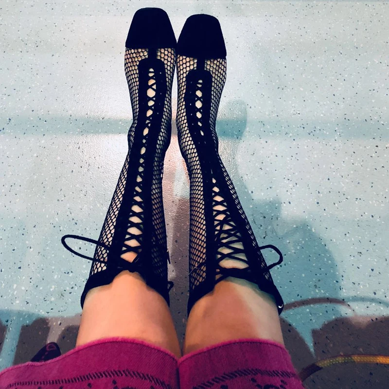 

Sexy Mesh Straps Knee High Sandals Female Summer Black Roman Square Head Boots Med Heels Lace Up Boots 2018 Mujer Botas