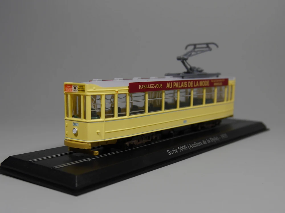 Ho scale model 1:87 scale tram Serie 5000 (Ateliers de la Dyle) 1935 Diecast model car