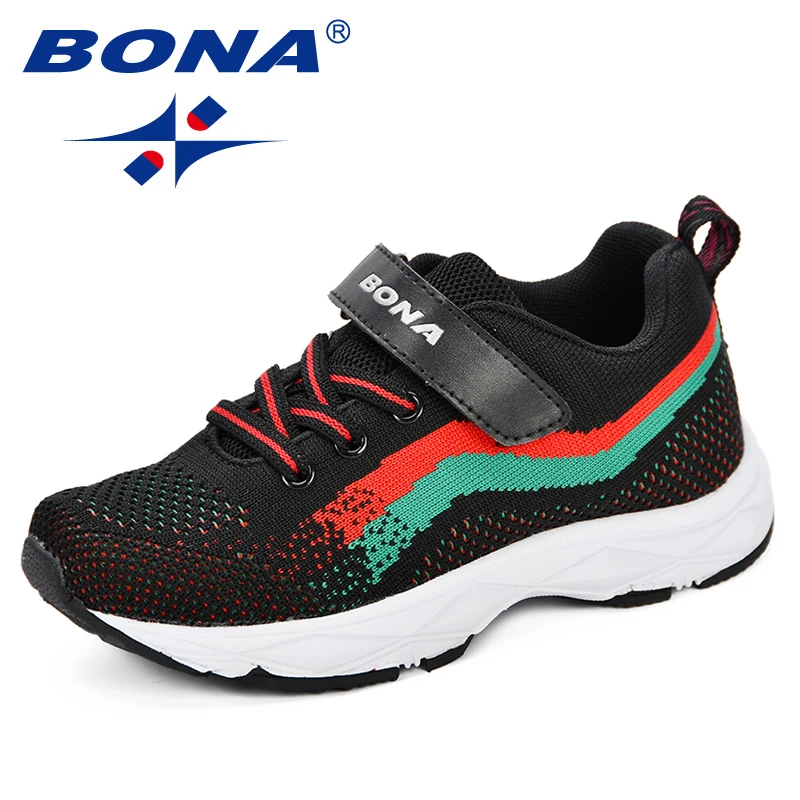 

BONA New Fly-Knit Mesh Kids Sneakers Girls Casual Shoes Boys Children Shoes Slip-On Breathable Striped EVA Outdoor 2018 Footwear
