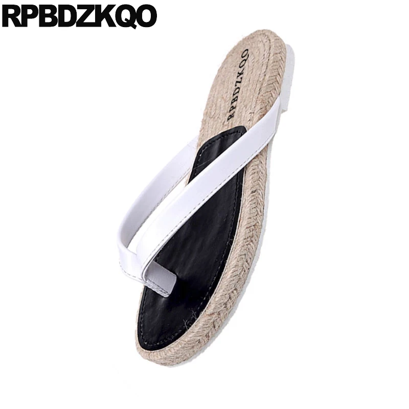 ladies leather flip flops